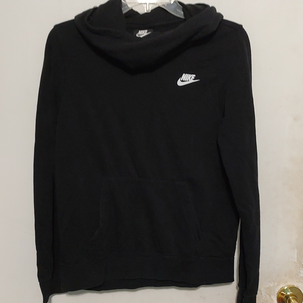 Nike hoodie black size medium